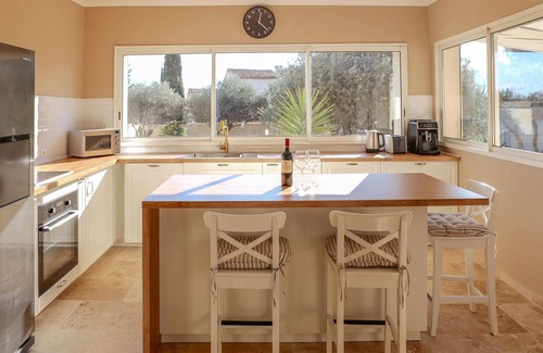 Rochefort-du-Gard House | 3 bedroom stunning home in Rochefort