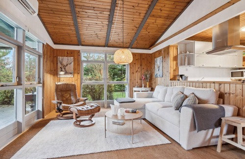 Ringkøbing-Skjern Municipality House | 3 bedroom stunning home in Skjern