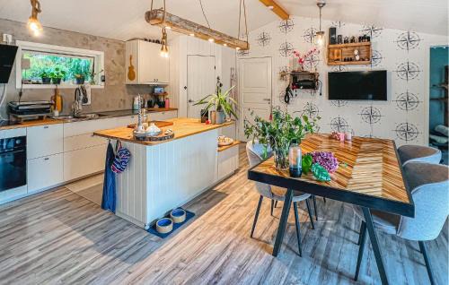 Stromstad House | 3 Bedroom Stunning Home In Strömstad