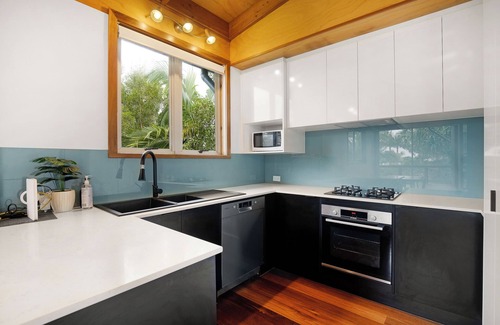Point Lookout Apartment | 3 bedroom town house closes to the beach