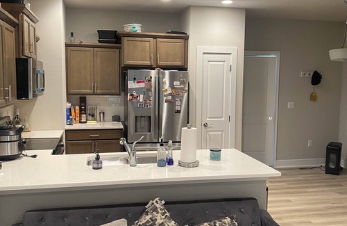 Ankeny House | 3-bedroom townhome in awesome Ankeny with WiFi, fitness room, AC