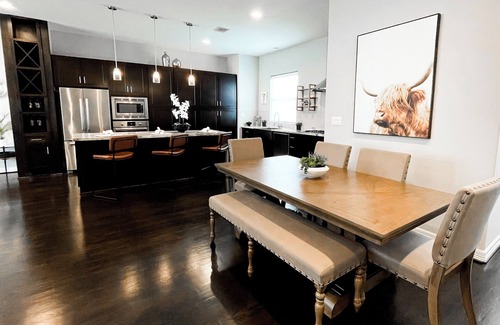 Washington Ave./ Memorial Park House | 3-bedroom townhome in lovely Houston with AC and Fast WiFi