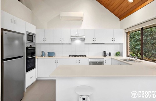 Balgowlah Apartment | 3 Bedroom Townhouse right near North Harbour Reserve!