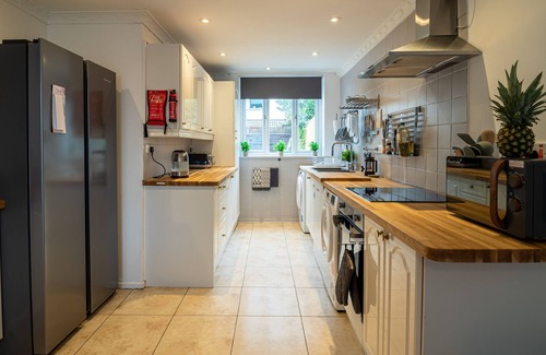 Chaucer House | 3-bedroom townhouse with office space in London - 7 min from London Bridge