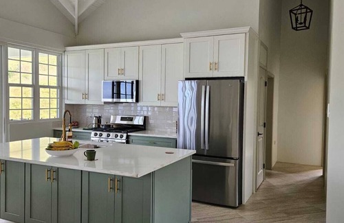 Mero House | 3-bedroom Villa in Saint Joseph Parish with amazing views, near Mero Beach