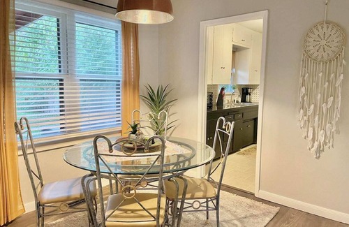 Midwest City House | 3-bedroom vacation home 12 minutes from Paycom Center