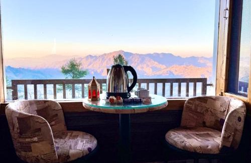 Fagu Hotel | 3 Bedroom Villa I Kufri Mansion I Balcony Mountain View I Family Groups & Bonfire I Operated by Exotic Stays