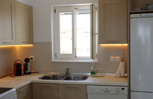 Ampelas Villa | 3-bedroom villa in superb Naousa with WiFi, AC. Live the Greek dream