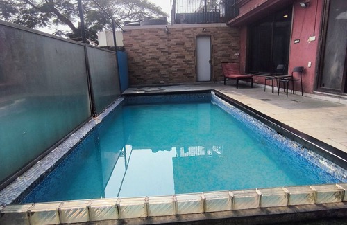 Aarey Colony Villa | 3-bedroom villa in terrific Mumbai with WiFi, AC