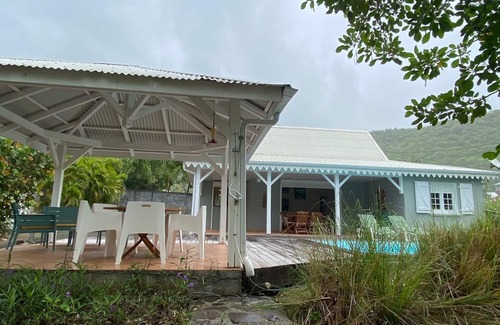Le Diamant Villa | 3 bedroom villa with pool on the edge of Diamond Beach