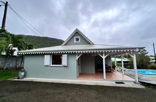 Le Diamant Villa | 3 bedroom villa with pool on the edge of Diamond Beach