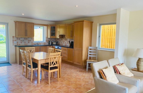 Kenmare House | 3 bedroomed sea view house overlooking Kenmare Bay Estuary