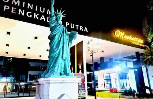 Kampung Kuala Pari Apartment | 3 Bedrooms 2 Bathrooms Ipoh Waterpark Comfy Home - Pool & Mountain View