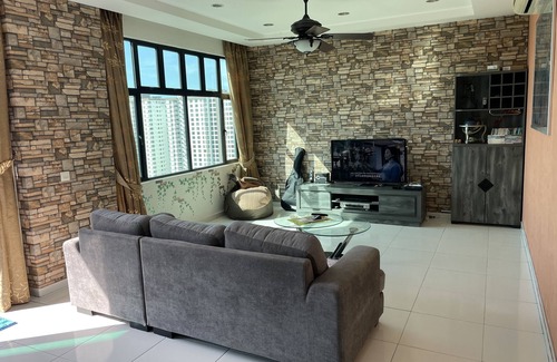 Bukit Indah Apartment | 3 Bedrooms Apartment in Bukit Indah Johore Malaysia
