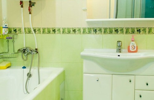 Darnitsa District Apartment | 3-bedrooms apartment on the Ozerna street 8