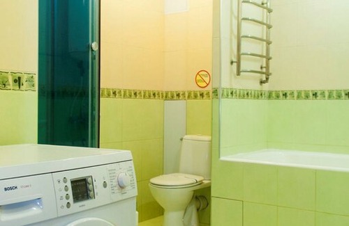 Darnitsa District Apartment | 3-bedrooms apartment on the Ozerna street 8
