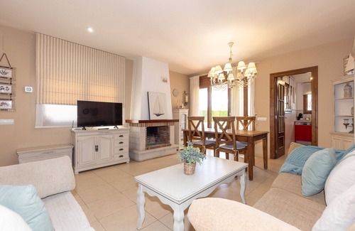 Miami Platja Ski Chalet | 3 bedrooms house - a/ac-Swimming pool-Barbecue 186 UHC MAGRANERS
