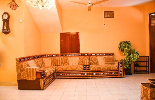 Kotikawatta House | 3 Bedrooms house with Air Condition