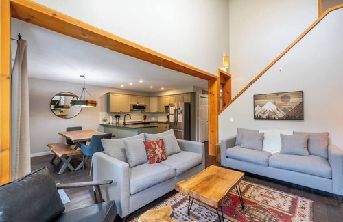 East Kootenay Condo | 3 Bedrooms l Sleeps 7 Adults l Hot Tub