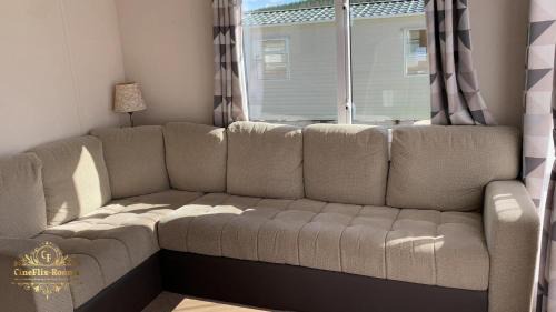 Balminnoch Apartment | 3 Bedrooms Loch Views Heated Pool Close To Beaches