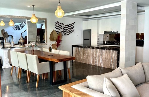 Cemagi Villa | 3-bedrooms Villa - 3 Minutes Walk to Cemagi Beach