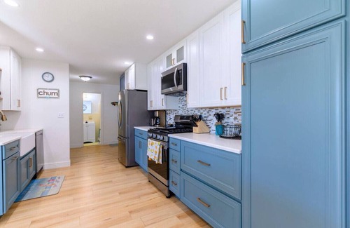 Williamsdale Square House | 3 beds+Pullout - Dream backyard oasis with a pool