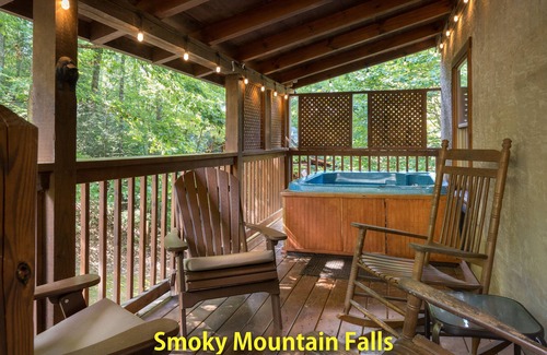 Pigeon Forge Cabin | 3 BR/ 2.5 BATH CABIN NEAR PARKWAY WITH PRIVACY, GAME ROOM, FIREPLACE, HOT TUB!