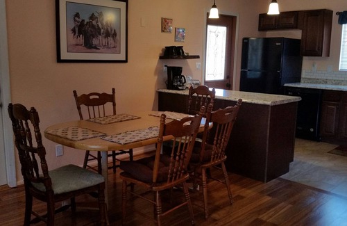 West Sedona House | 3 BR, 2 BA one level home walking distance to Whole Foods, restaurants and more