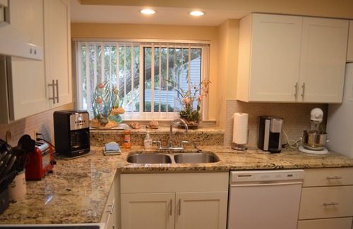 Sea Pines Villa | 3 BR 3.5 Bath Lakefront Villa, Free Bikes