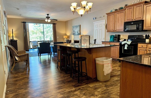 Hollister Condo | 3 BR, 3 Bath, with Dock Access. Lower level with walkout to the lake.