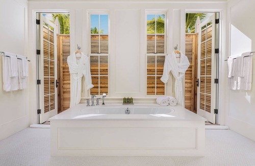 Big Ambergris Cay Resort | 3 BR All-Inclusive Villa @ Ambergris Cay: Poseidon