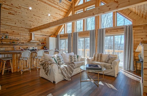 Mountain Base House | 3 Br: Hideaway Chalet located 10 miles from the ski resort