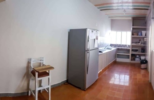Tuxtla Gutierrez House | 3 BR house, 1AC y garage in Parque de la Marimba