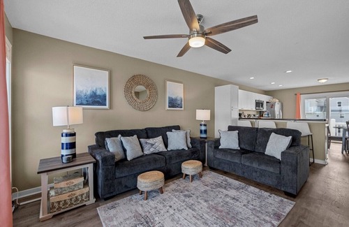 Sneads Ferry House | 3 BR Oceanfront Quadplex on North Topsail Beach
