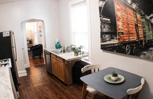 Pittsburgh Apartment | 3 BR - Off Street Parking - Amazing View Nearby