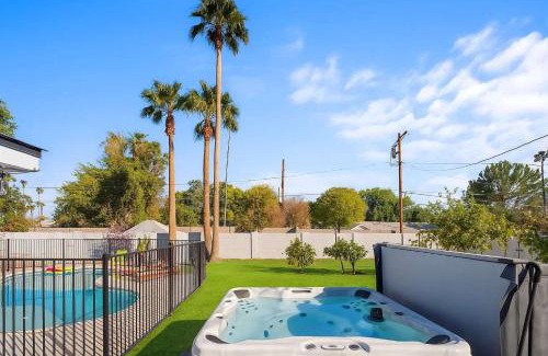 Hacienda Granada House | 3 Br Paradise Pool Hot Tub Fire Pit Ping Pong