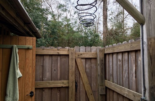 Kountze Cabin | 3 Cabins- Private, comfortable, decorated with antiques, AC & Heat, Breakfast