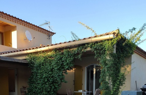 La Calmette Bed & Breakfast | 3 Chambres D'hôtes Privatives Entièrement Climatisées Dans Villa Avec Piscine