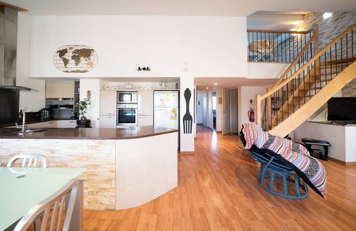 Le Boulou Apartment | 3* family duplex near the sea, Spain and the mountains. Pets allowed