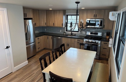 Ship Bottom House | 3 from beach, 3 bedroom 1.5 Bath!