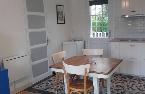 Saint-Quay-Portrieux House | 3 * house with quiet courtyard, beach, harbor and shops on foot