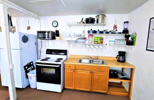 Buchanan Dam House | 3 Houses, Waterfront, Gated, Kayaks, Canoe, Water Pad, Ping Pong, Fishing Pier