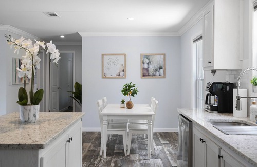 Moon Lake Estates House | 3 King bedrooms - Beautiful New Port Richey