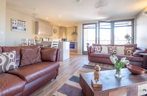 Aldeburgh Cottage | 3 King Georges House - Located in the seaside town of Aldeburgh - Aldeburgh Coastal Cottages