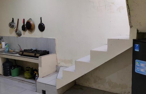 Ngemplak House | 3 kost exclusive ekonomi