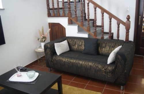 Castro Daire House | 3 L's STAY