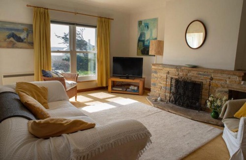 Thurlestone House | 3 Linkside, Thurlestone, South Devon, family home close to the beach