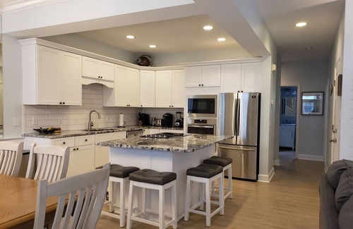 Palmetto Dunes Condo | #3 Lyons ALL UPDATED, pool walk to beach 4 /Br 4 1/2 BA BEAUTIFUL BEACH HOME!