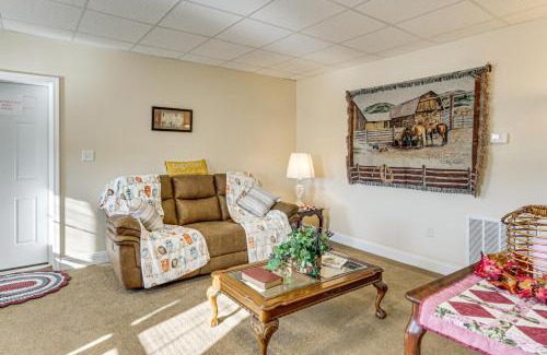 Boonsboro House | 3 Mi to Antietam Historic Family Home on a Farm