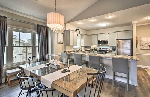 Central Myrtle Beach Condo | < 3 Mi to Broadway at the Beach: Updated Condo!